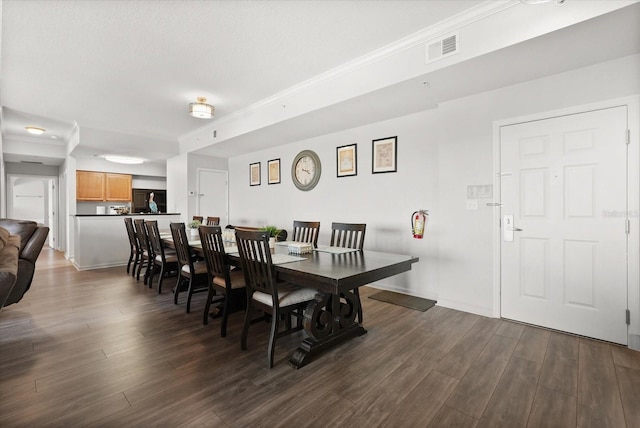 8101 Resort Village Dr Unit 31503, Orlando, FL 32821 - dining room with dark wood-style floors and baseboards