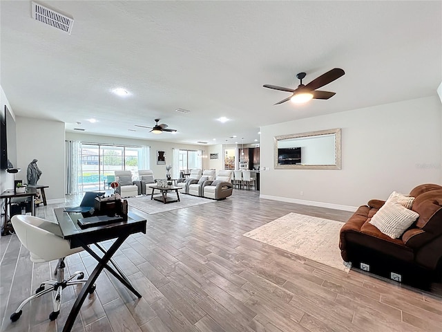 15084 Cuddy Ct, Orlando, FL 32820 - photo 5