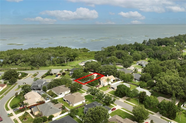 1073 Sadie Ln, Winter Garden, FL 34787 - view of property location with property parcel outlined, nearby suburban area, and a nearby body of water