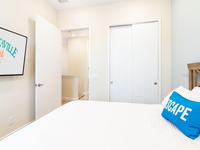 3004 Latitude Ln, Kissimmee, FL 34747 - bedroom featuring a closet