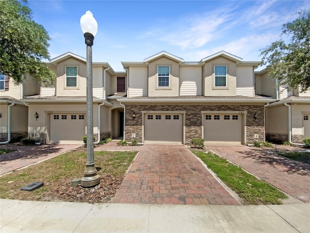576 Prospect Pt, Oviedo, FL 32765 - photo 1