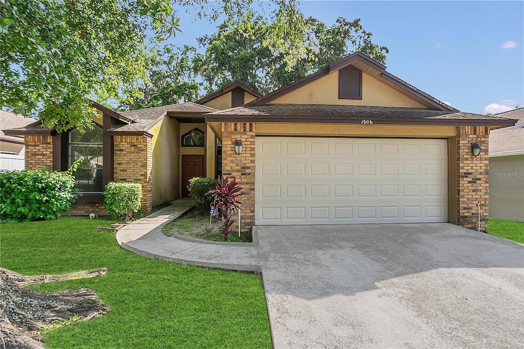 1806 Waterbeach Ct, Apopka, FL 32703 - photo 1