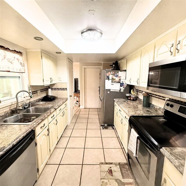 1025 Sullivan St, Deltona, FL 32725