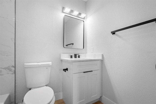 105 E Magnolia St, Davenport, FL 33837 - full bath with vanity and a bathtub