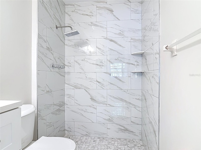 809 Sugar House Blvd, Port Orange, FL 32129 - bathroom featuring a tile shower and vanity