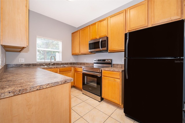 2740 Retreat View Cir, Sanford, FL 32771 - photo 10