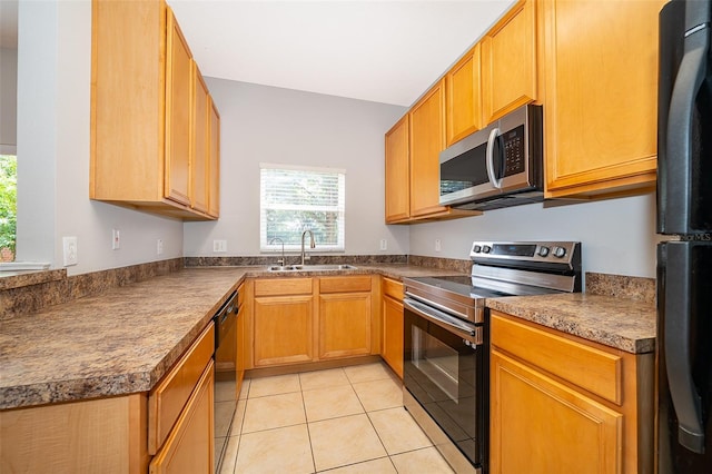 2740 Retreat View Cir, Sanford, FL 32771 - photo 11