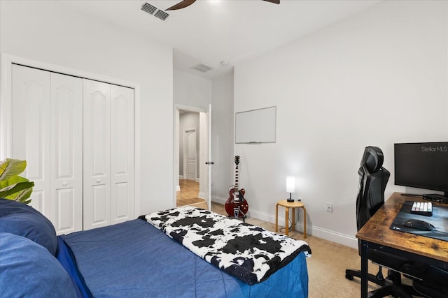 31924 Geoff, Sorrento, FL 32776 - bedroom featuring a closet, a desk, light carpet, and a ceiling fan