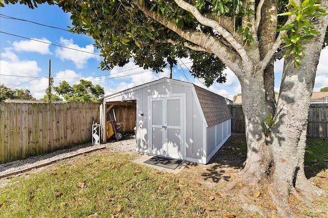 2356 Date Palm Dr, Edgewater, FL 32141 - view of shed with a fenced backyard