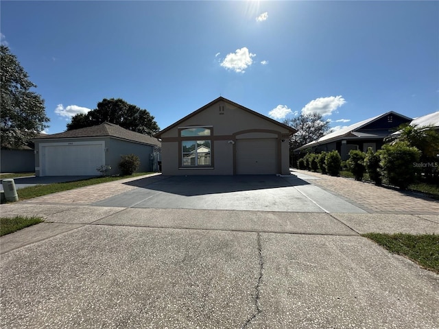 8258 Golden Chickasaw Cir, Orlando, FL 32825 - photo 2