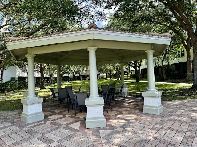 6931 Sperone St, Orlando, FL 32819 - view of home's community with a gazebo and a yard