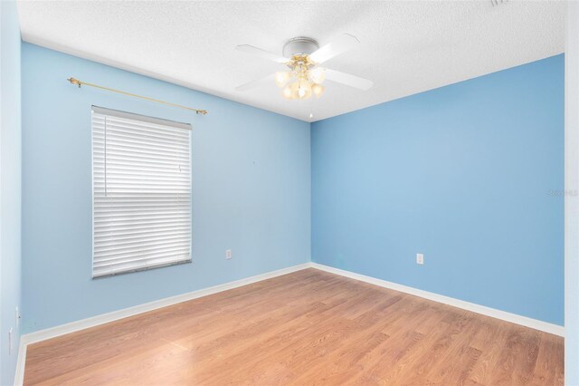 204 Grovepark Dr, Davenport, FL 33837 - photo 16