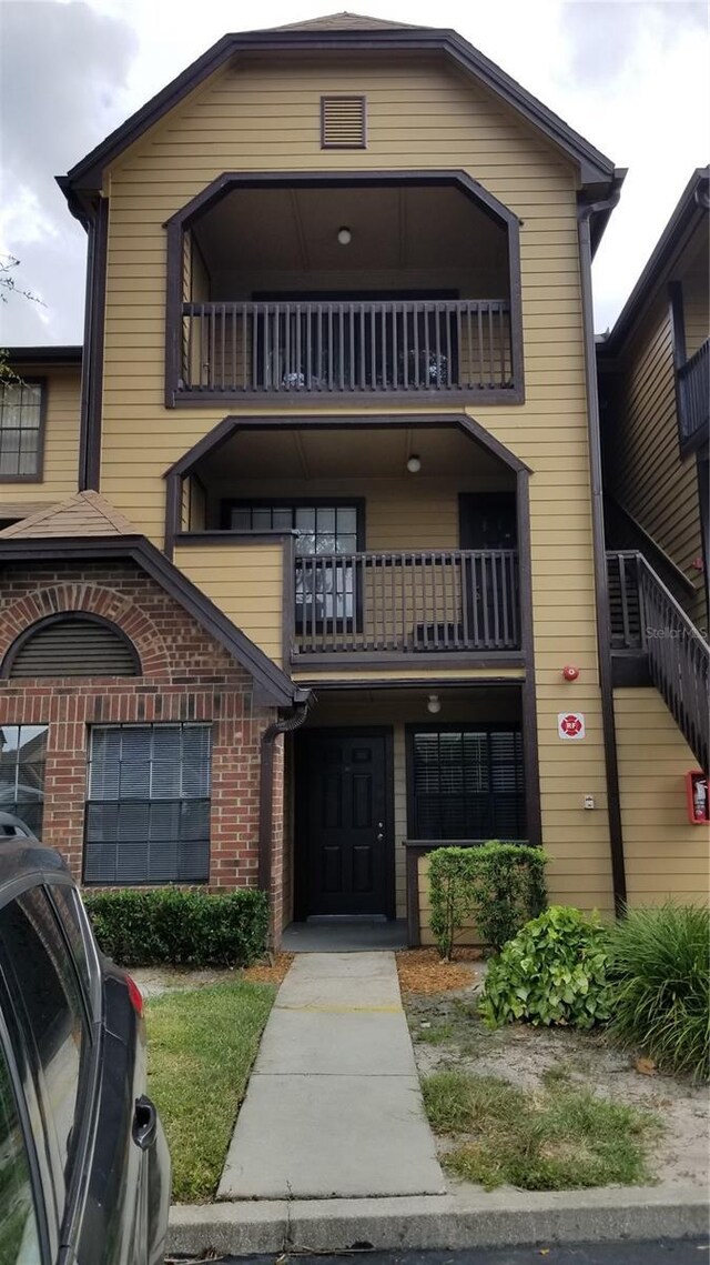 420 Forestway Cir Unit 202, Altamonte Springs, FL 32701 - photo 2