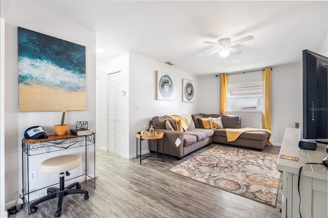 1501 SW 18th Dr, Boynton Beach, FL 33426 - living area featuring a ceiling fan and wood finished floors
