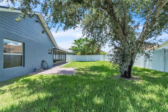 1031 Seneca Trl, Saint Cloud, FL 34772 - fenced backyard with a patio