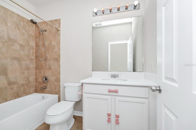 5552 Remsen Cay Ln, Windermere, FL 34786 - full bath featuring vanity and bathtub / shower combination
