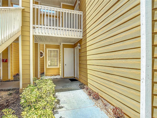8722 Rockingham Ter Unit B, Kissimmee, FL 34747 - property entrance featuring a balcony