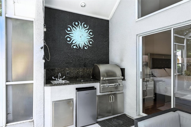 2890 Wild Ginger Ct, Winter Park, FL 32792 - view of patio featuring exterior kitchen and a sink