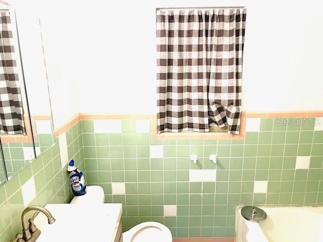 1403 N Fern Creek Ave, Orlando, FL 32803 - photo 18