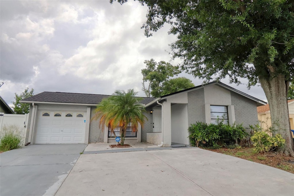 9516 Woodborough Ct, Tampa, FL 33615 - photo 1