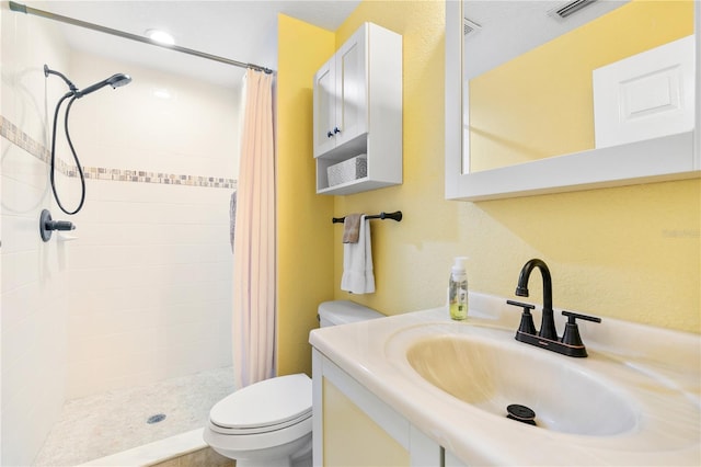 4230 Havana Dr, Cocoa, FL 32927 - full bathroom featuring a tile shower and vanity