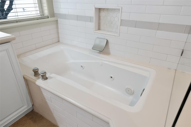 871 Paddington Ter, Lake Mary, FL 32746 - full bathroom with a whirlpool tub and vanity