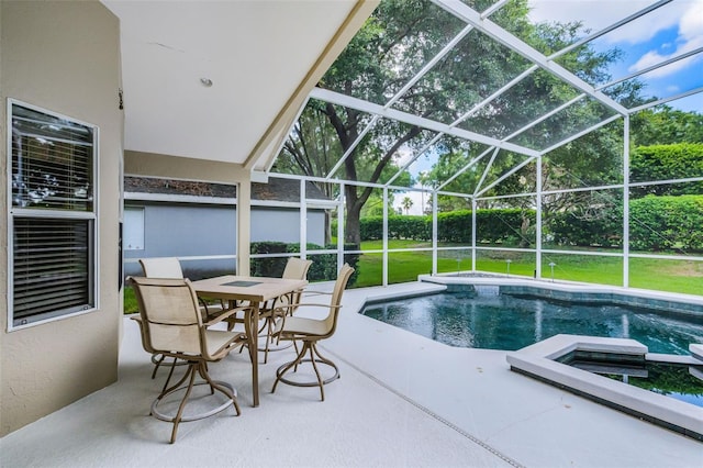 871 Paddington Ter, Lake Mary, FL 32746 - outdoor pool with a patio area, glass enclosure, and an in-ground hot tub