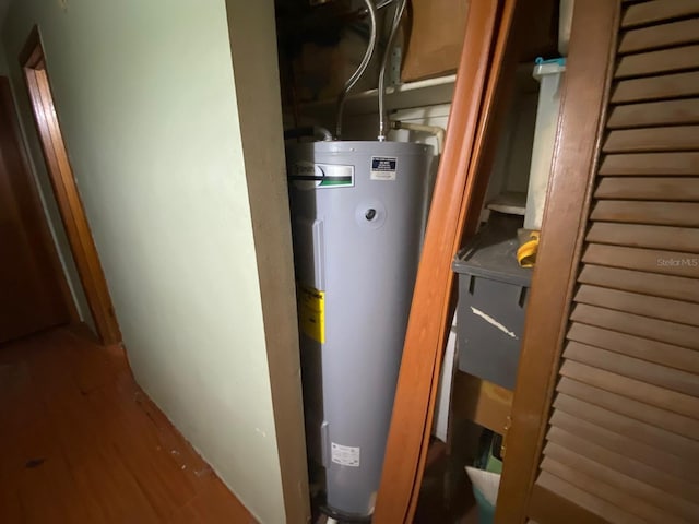 3810 SE 22nd Pl, Ocala, FL 34471 - utilities with water heater