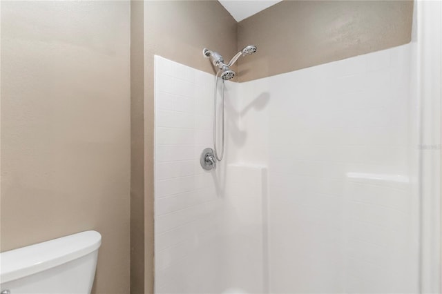 16603 Corner Lake Dr, Orlando, FL 32820 - full bathroom featuring a tile shower