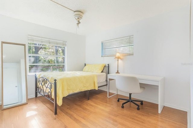 1029 Antelope Trl, Winter Springs, FL 32708 - bedroom with light wood-style flooring