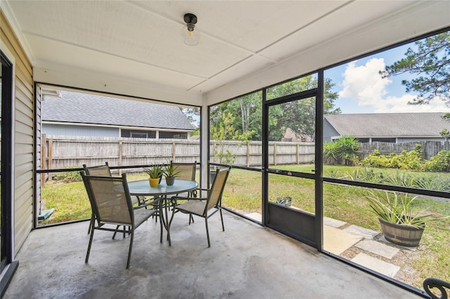 145 Lakeside Cir, Sanford, FL 32773 - sunroom featuring outdoor dining area
