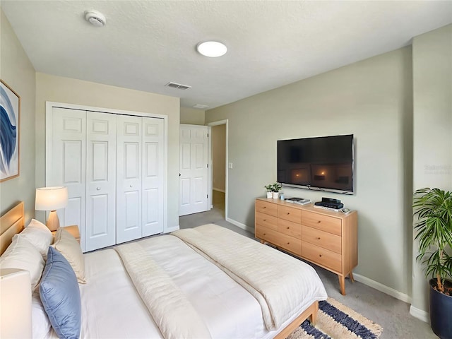 13108 Long Pine Trl, Clermont, FL 34711 - carpeted bedroom featuring baseboards and a closet