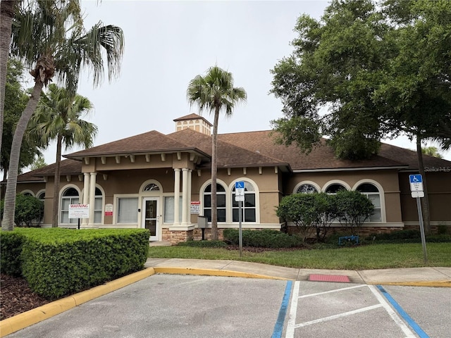 922 Suffolk Pl, Davenport, FL 33896 - view of property featuring uncovered parking