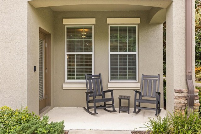 1351 Shinnecock Hills Dr, Davenport, FL 33896 - view of covered porch