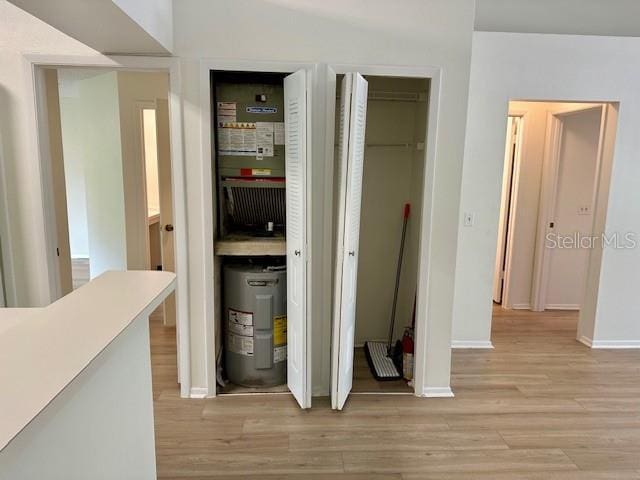 125 Reserve Cir Unit 205, Oviedo, FL 32765 - utility room featuring water heater