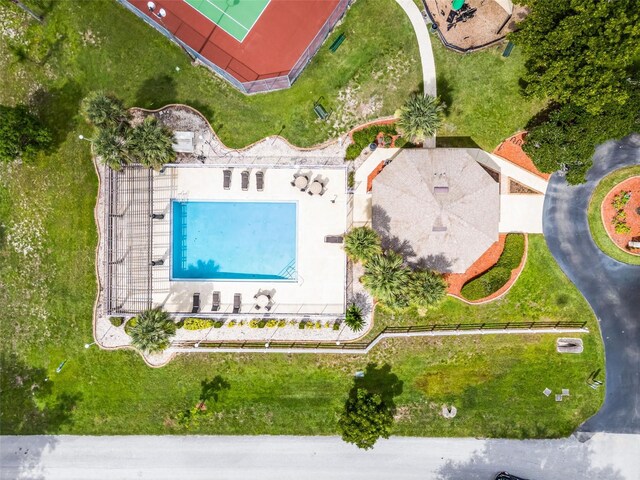 527 Durango Loop St, Davenport, FL 33897 - aerial view of a pool area