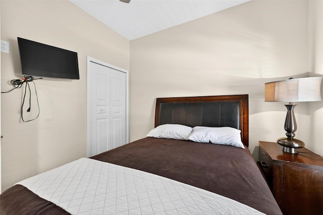 4558 Baleno Ln, Kissimmee, FL 34746 - bedroom with lofted ceiling and a closet