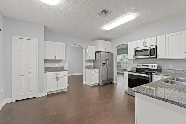 605 Elbridge Dr, Kissimmee, FL 34758 - photo 11