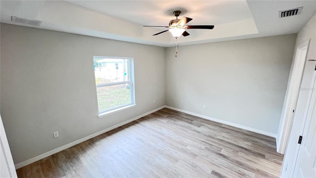 4413 Grass Ave, Sebring, FL 33875 - unfurnished room with a ceiling fan and light wood-type flooring