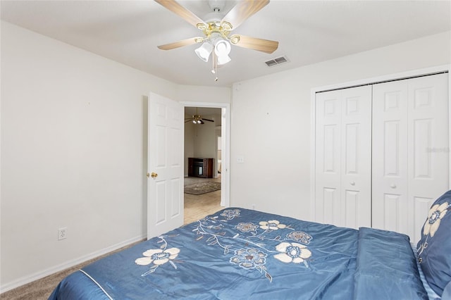 162 Canary Island Cir, Davenport, FL 33837 - bedroom featuring ceiling fan and a closet