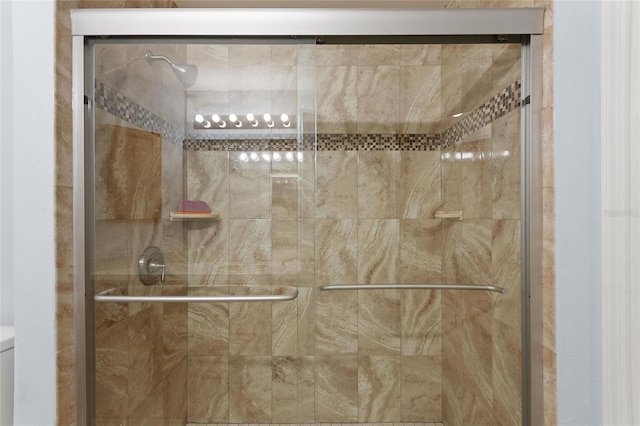 162 Canary Island Cir, Davenport, FL 33837 - full bathroom with a shower stall