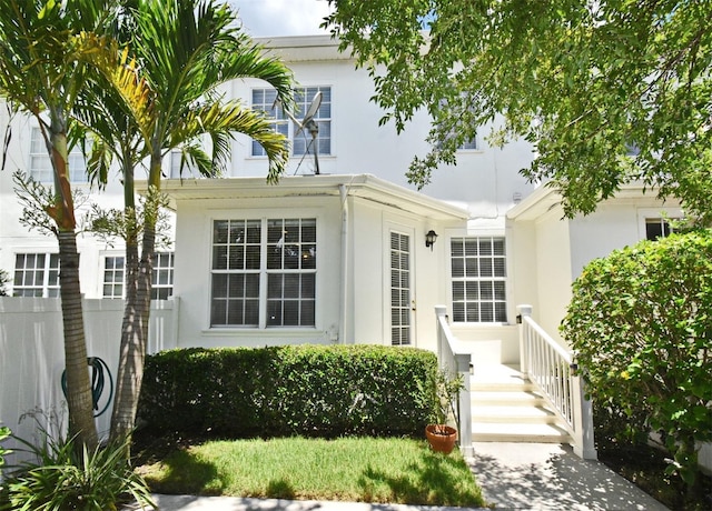 1649 Lake Baldwin Ln, Orlando, FL 32814 - view of exterior entry with stucco siding