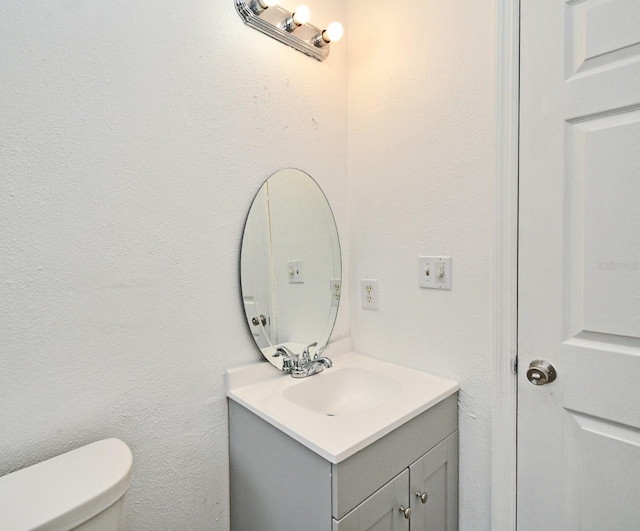 1502 W 16 Th St, Sanford, FL 32771 - half bathroom featuring vanity and toilet