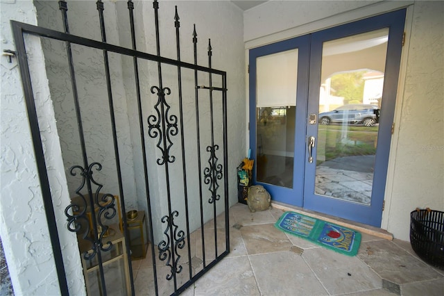 628 Riverview Ave, Altamonte Springs, FL 32714 - entryway with french doors