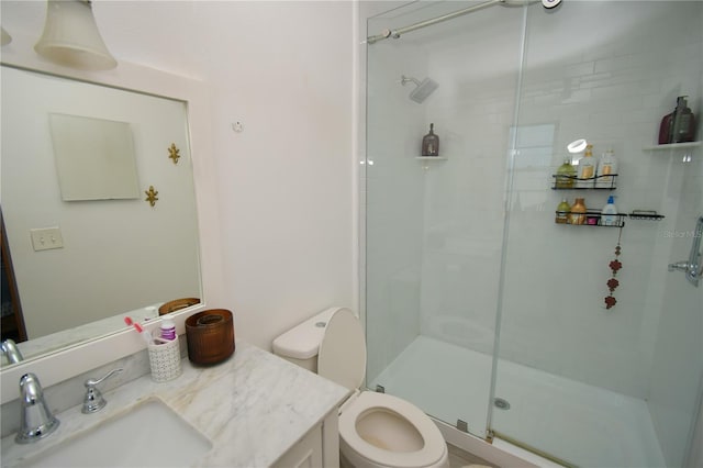 628 Riverview Ave, Altamonte Springs, FL 32714 - bathroom featuring a shower stall and vanity