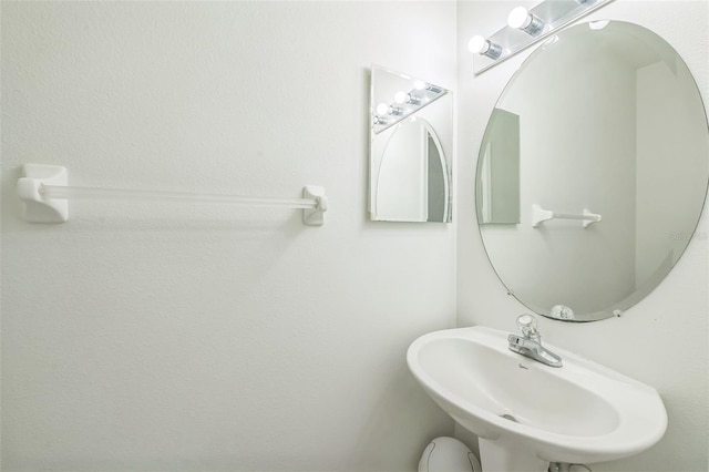 7716 Nottinghill Sky Dr, Apollo Beach, FL 33572 - bathroom with a sink