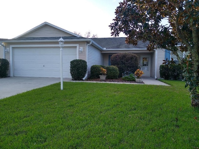 1425 Hollyberry Pl, The Villages, FL 32162 - photo 1