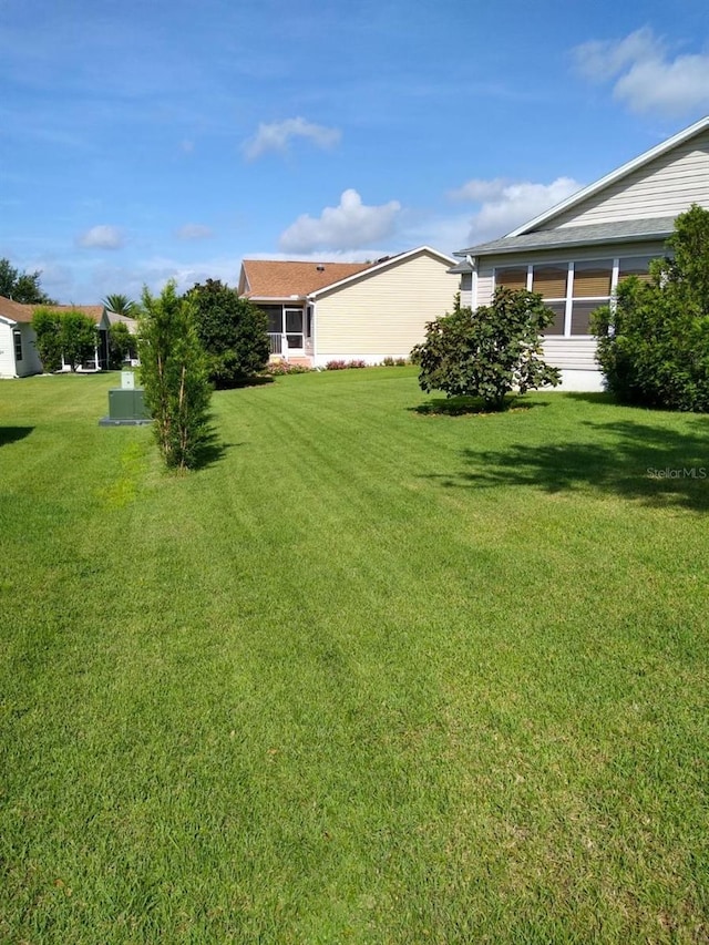 1425 Hollyberry Pl, The Villages, FL 32162 - photo 11