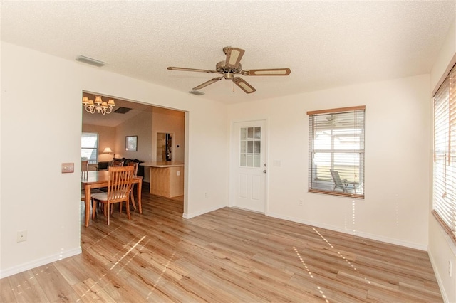 1425 Hollyberry Pl, The Villages, FL 32162 - photo 16