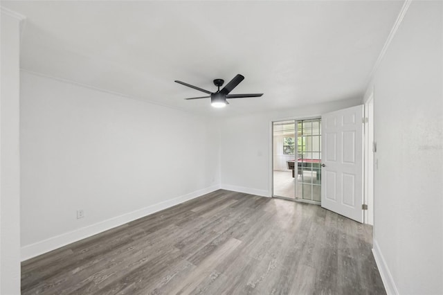 18015 Beach St, Umatilla, FL 32784 - empty room with wood finished floors and a ceiling fan